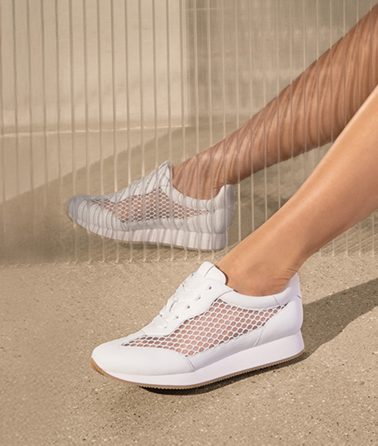 Peter Kaiser 73540 197 Sneaker in white