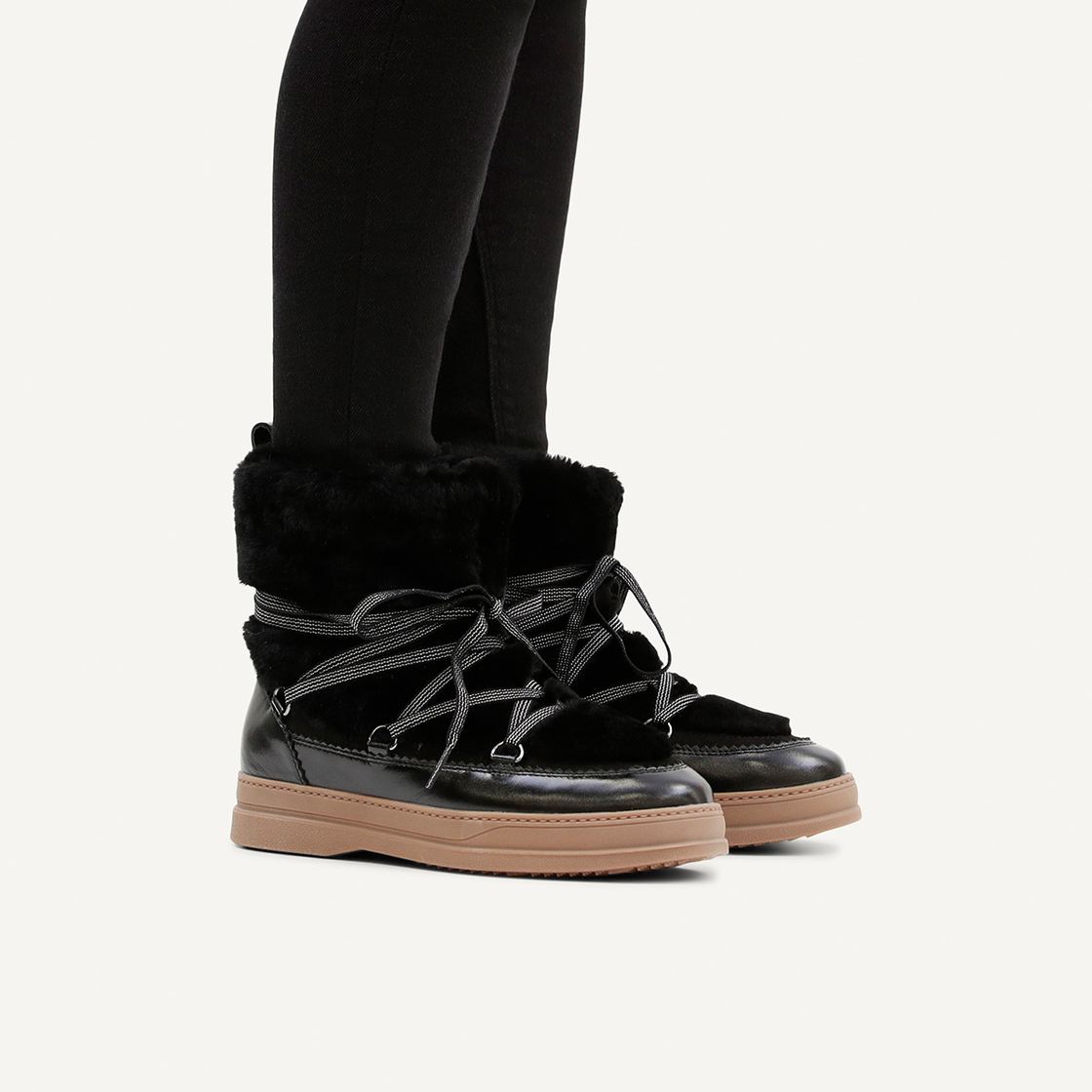  76230 - Black - Special image